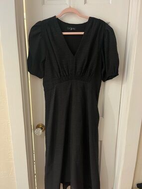 Club Monaco Black V-Neck Midi Dress with Puff Sleeves